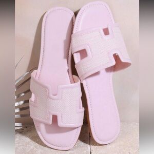 MINT SIZE 10 Designer Inspired Elegant Pink Women's Slide Sandals